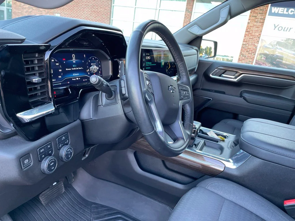 Used 2023 Black Chevrolet RST image 24