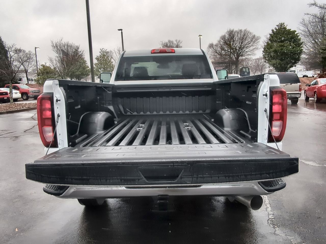 New 2025 Summit White GMC Pro image 23