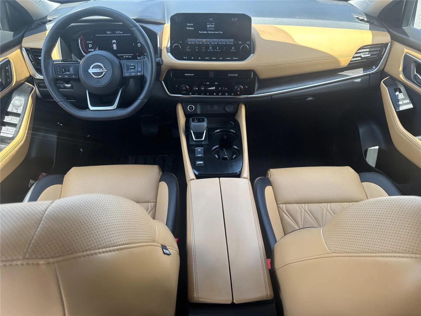 Used 2023 Beige Nissan PLATINUM image 13