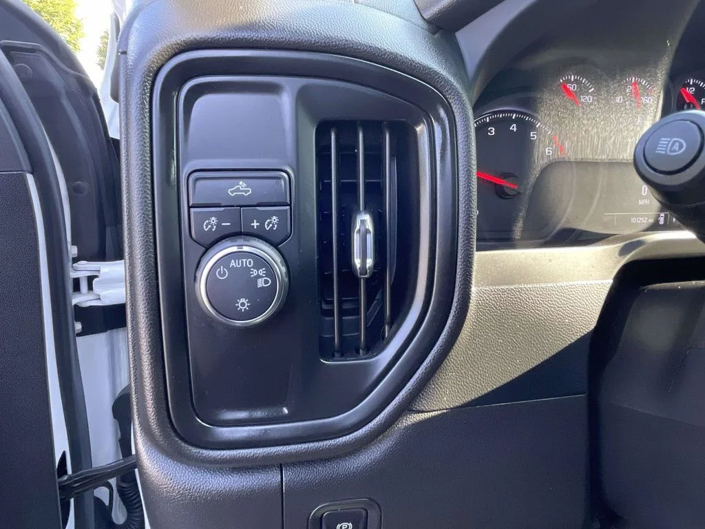 2022 Chevrolet Silverado 1500 Custom - Photo 26