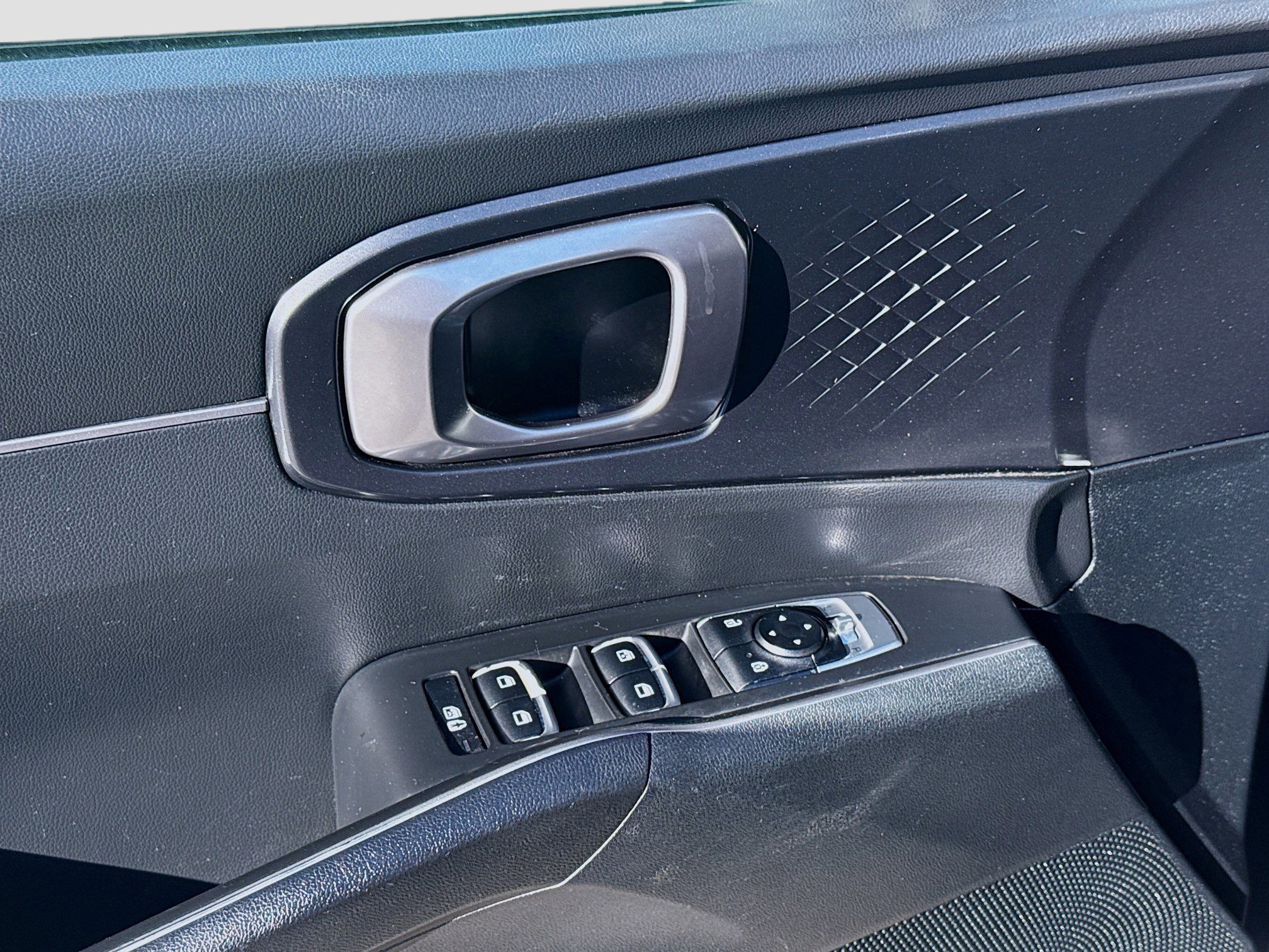 Used 2021 Gravity Grey Kia S image 16