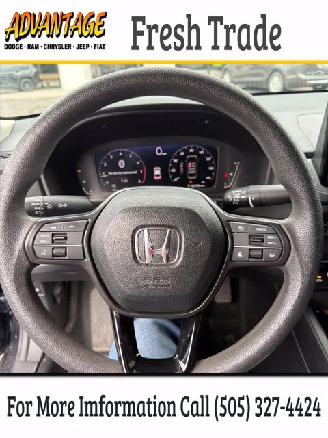 Used 2025  Honda SE image 6