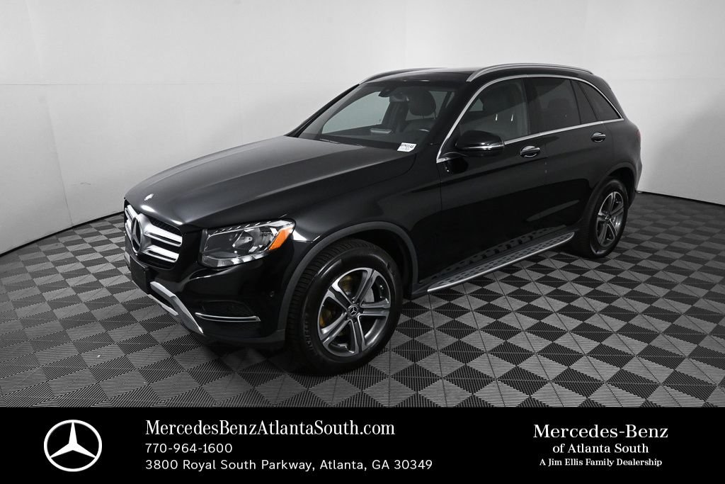 Used 2017  Mercedes-Benz GLC 300 image 1