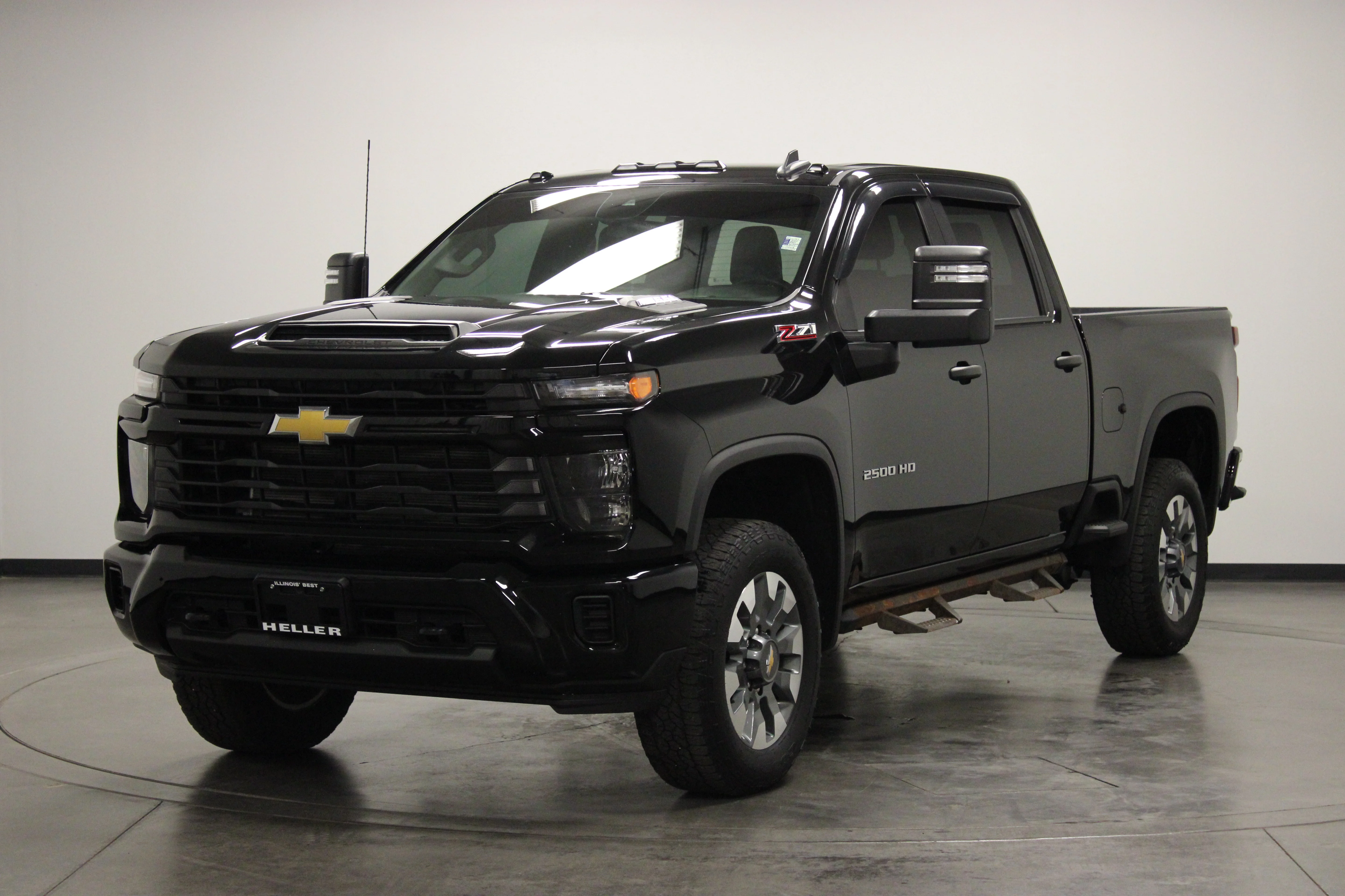 Used 2024 Black Chevrolet Custom image 4
