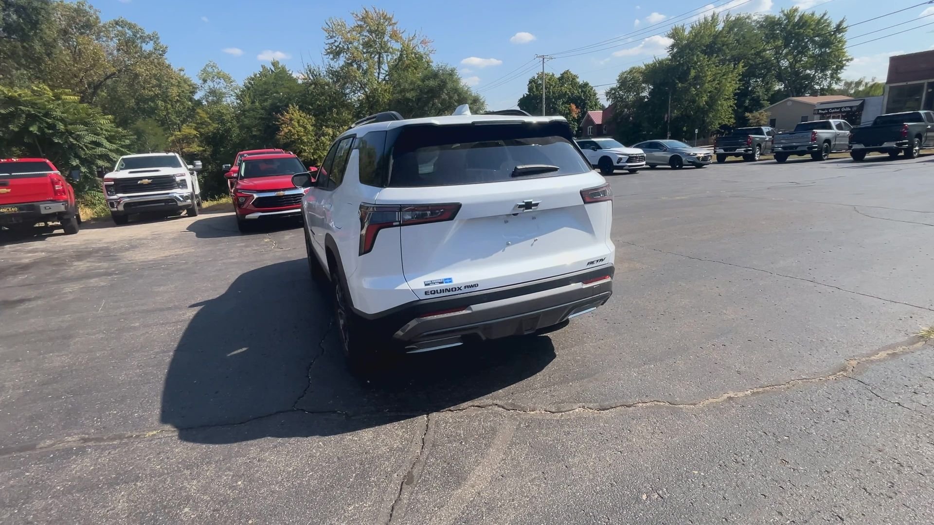 New 2026 Polar White Tricoat Chevrolet ACTIV image 31