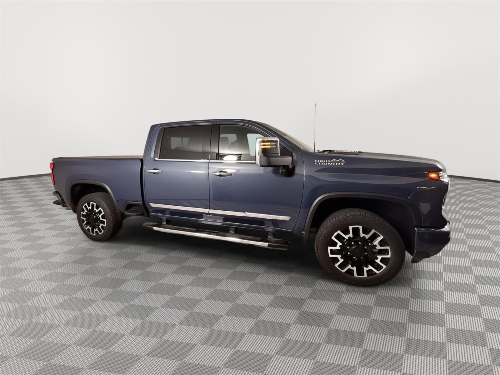 Used 2024 Lakeshore Blue Metallic Chevrolet High Country image 15