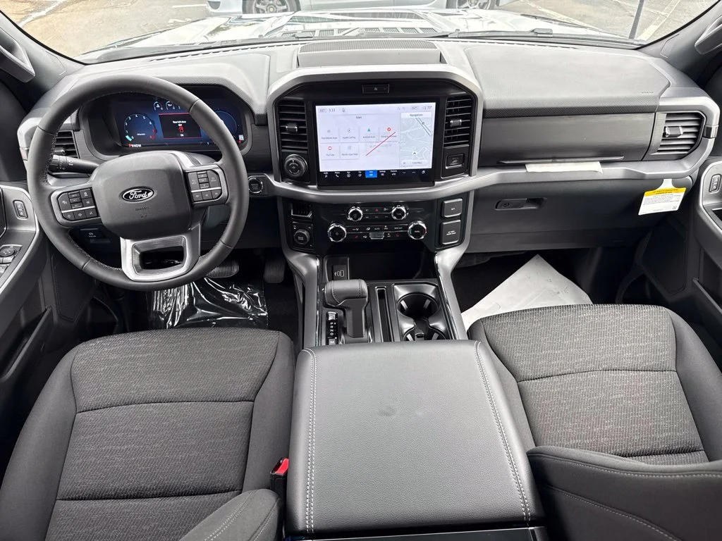New 2026 Agate Black Metallic Ford XLT image 21