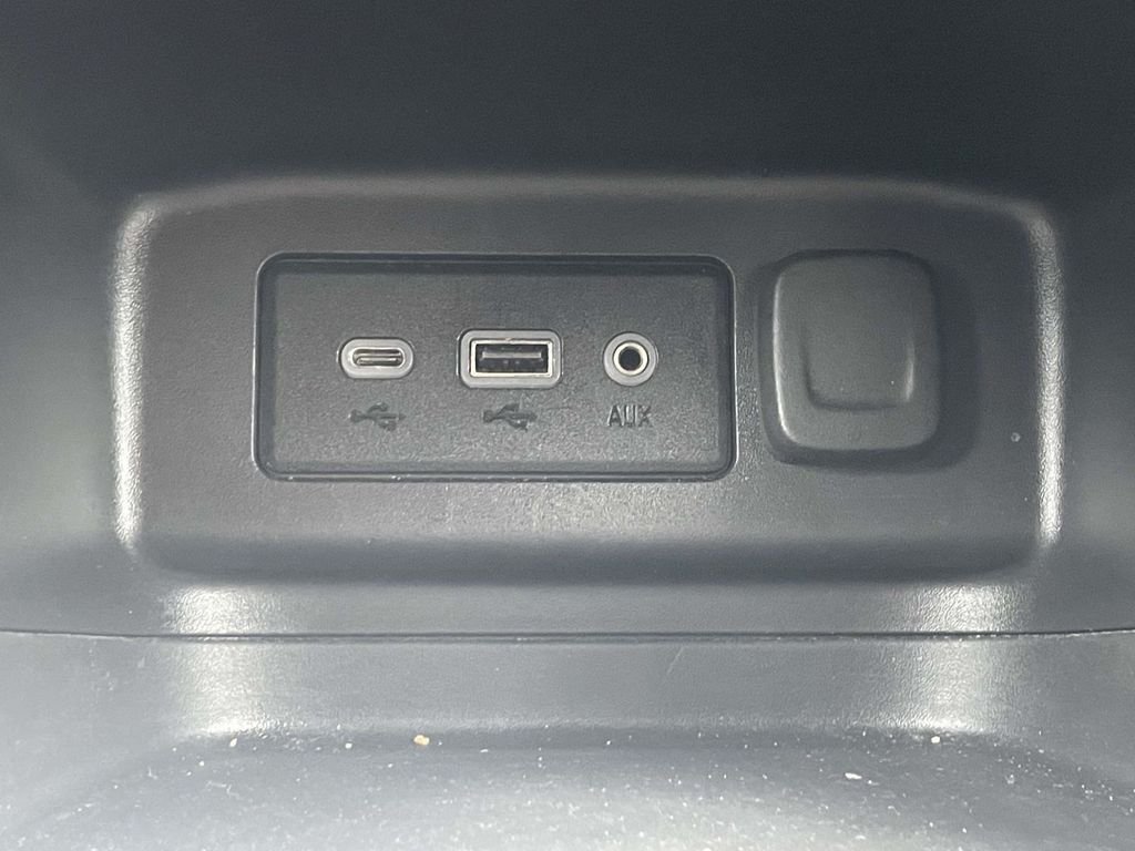 Used 2021 Blue Chevrolet LT image 31