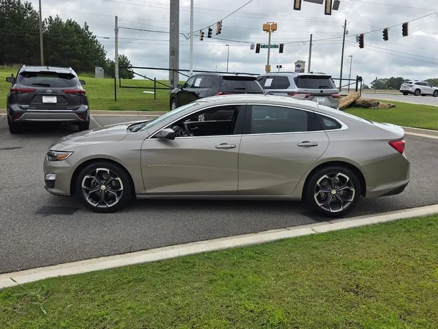 Used 2023 Gray Chevrolet LT image 4