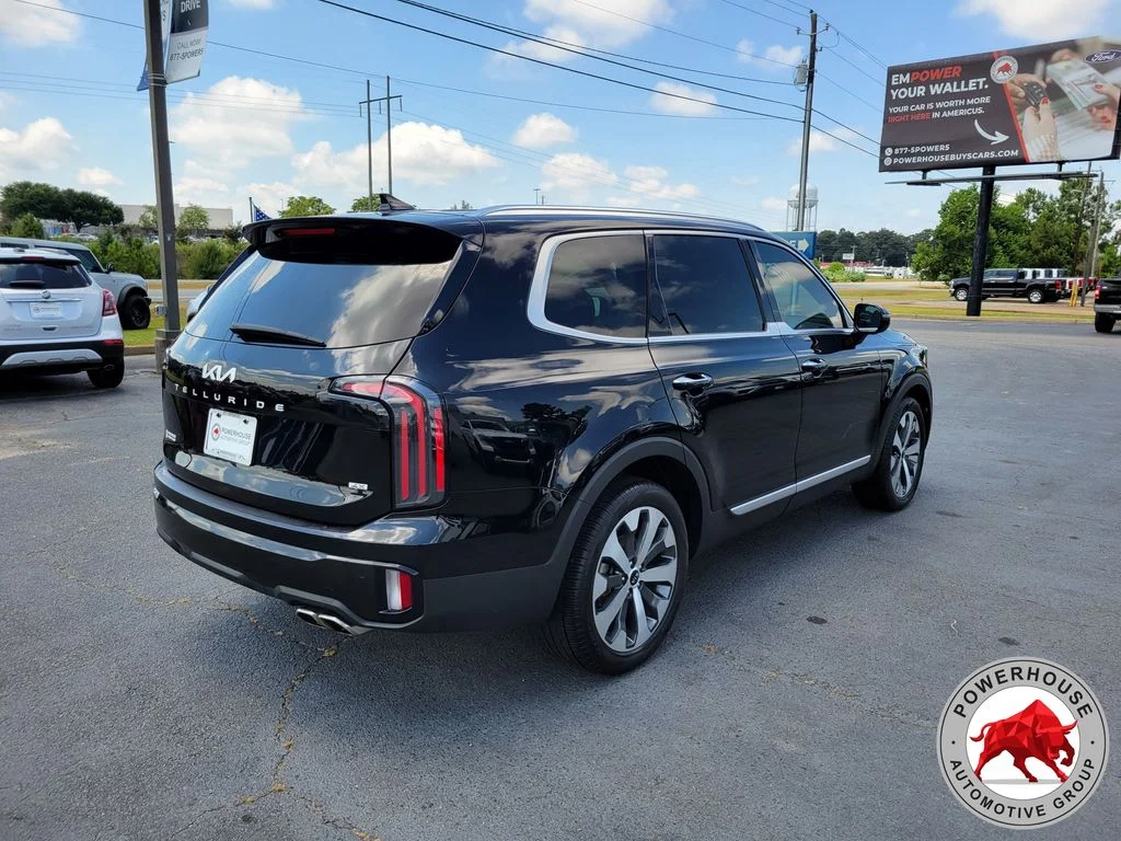 Used 2023 Black Kia SX-Prestige image 6