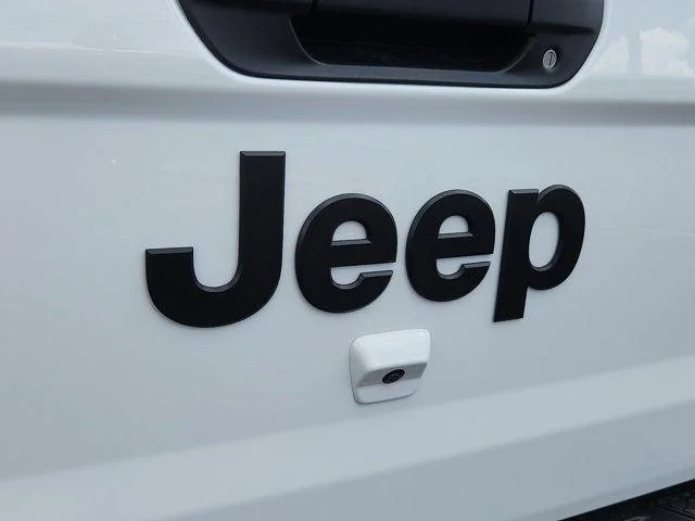 New 2026 Bright White Clear-Coat Exterior Paint Jeep Willys image 10