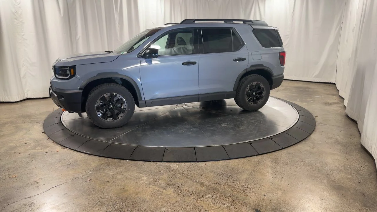 New 2026 Sonic Gray Pearl Honda TrailSport Elite image 8