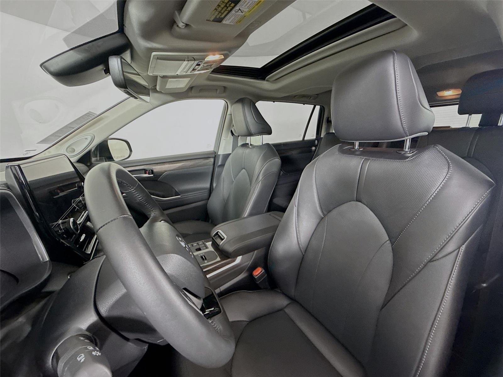 Used 2024 Midnight Black Metallic Toyota Hybrid Limited image 15