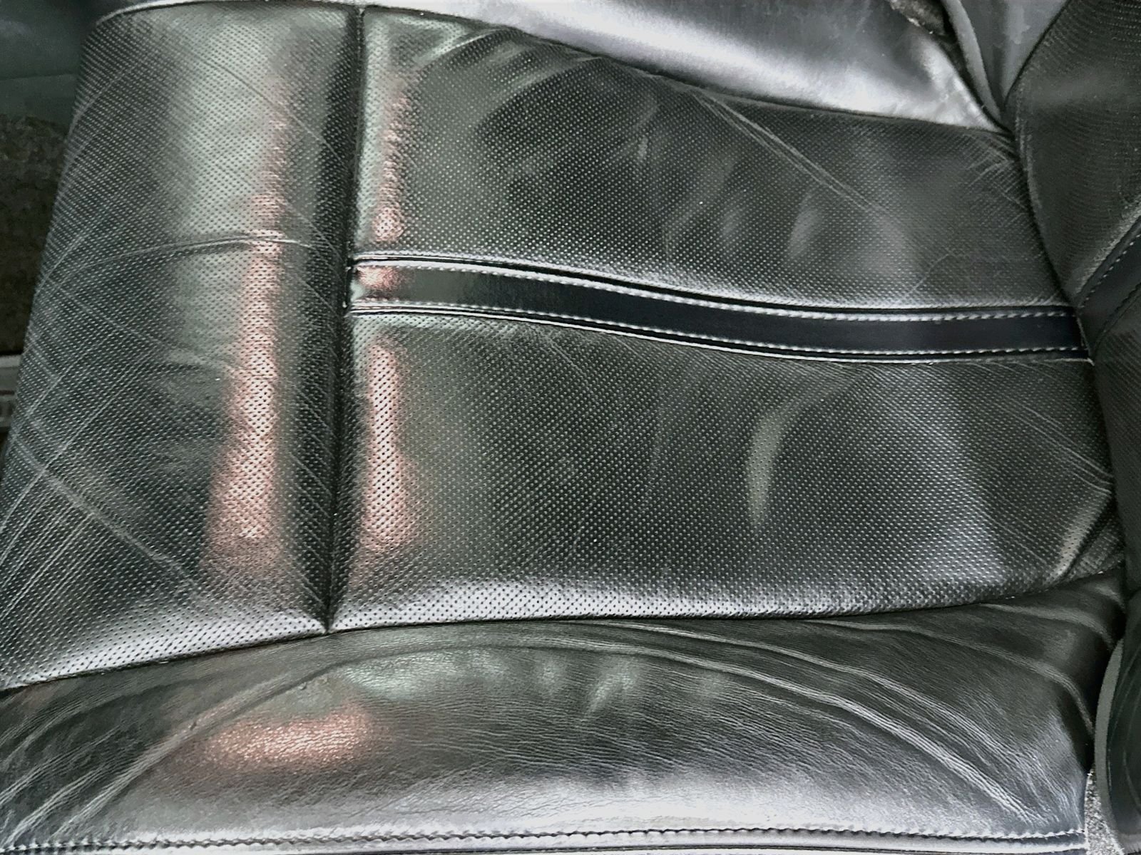 Used 2015 Magnetic Metallic Lincoln Base image 20