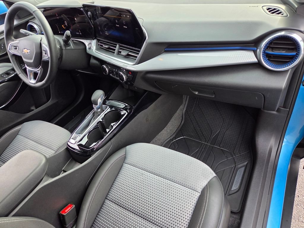 Used 2025 Blue Chevrolet LT image 20