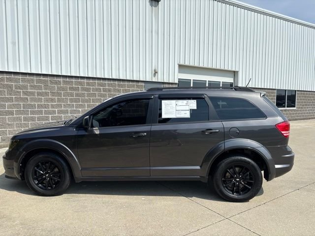 Used 2020 Gray Dodge SE image 10