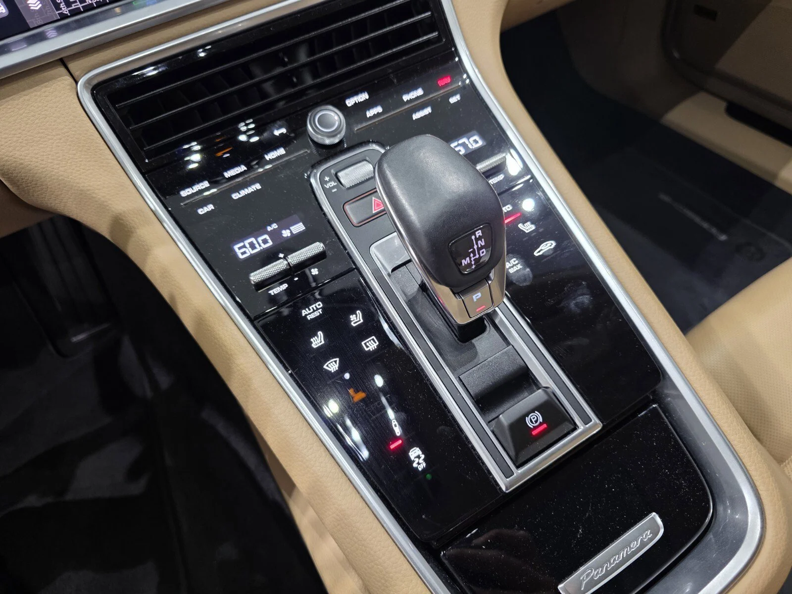Used 2023 Jet Black Metallic Porsche 4 Platinum Edition AWD image 18