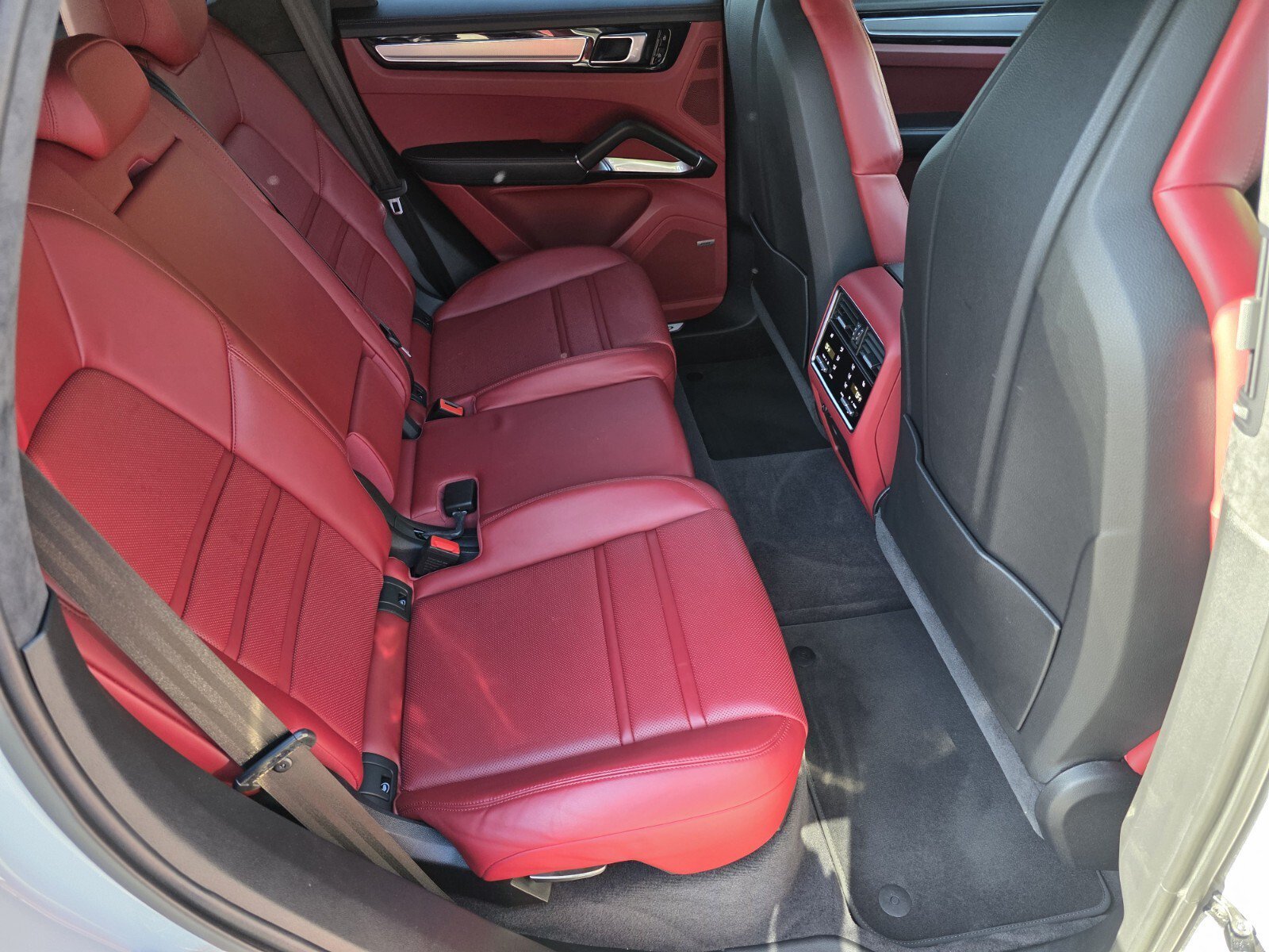 Used 2021 Chalk Porsche Turbo S E-Hybrid image 5