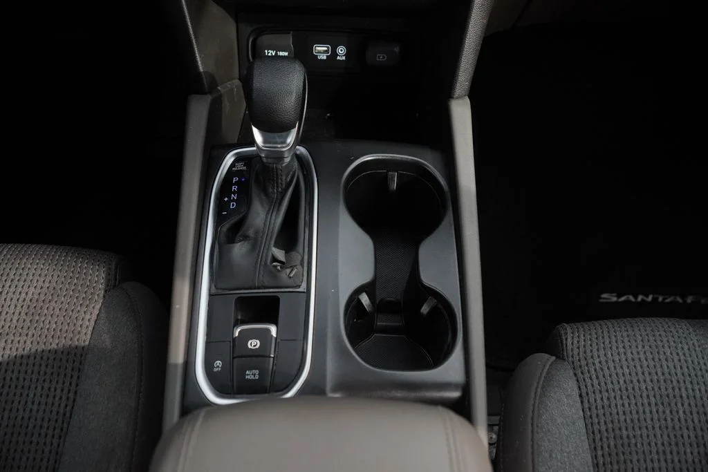 Certified Used 2020 Black Hyundai SE image 34