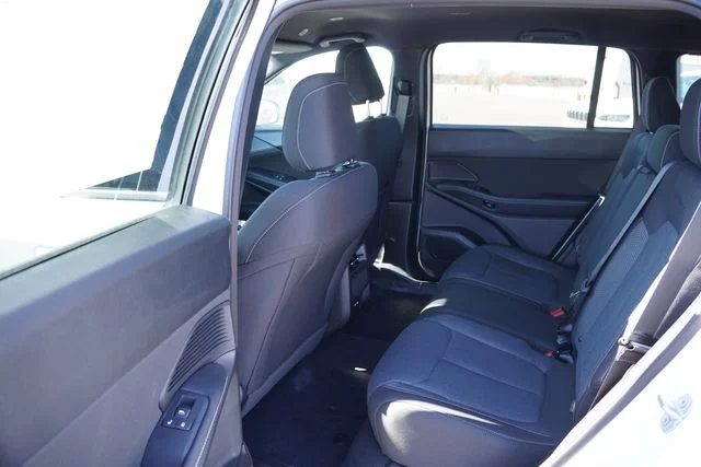 New 2026 White/off-white Jeep Laredo image 11