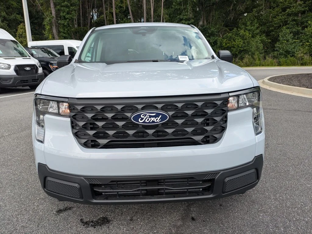 New 2026 Space White Metallic Ford XL image 9