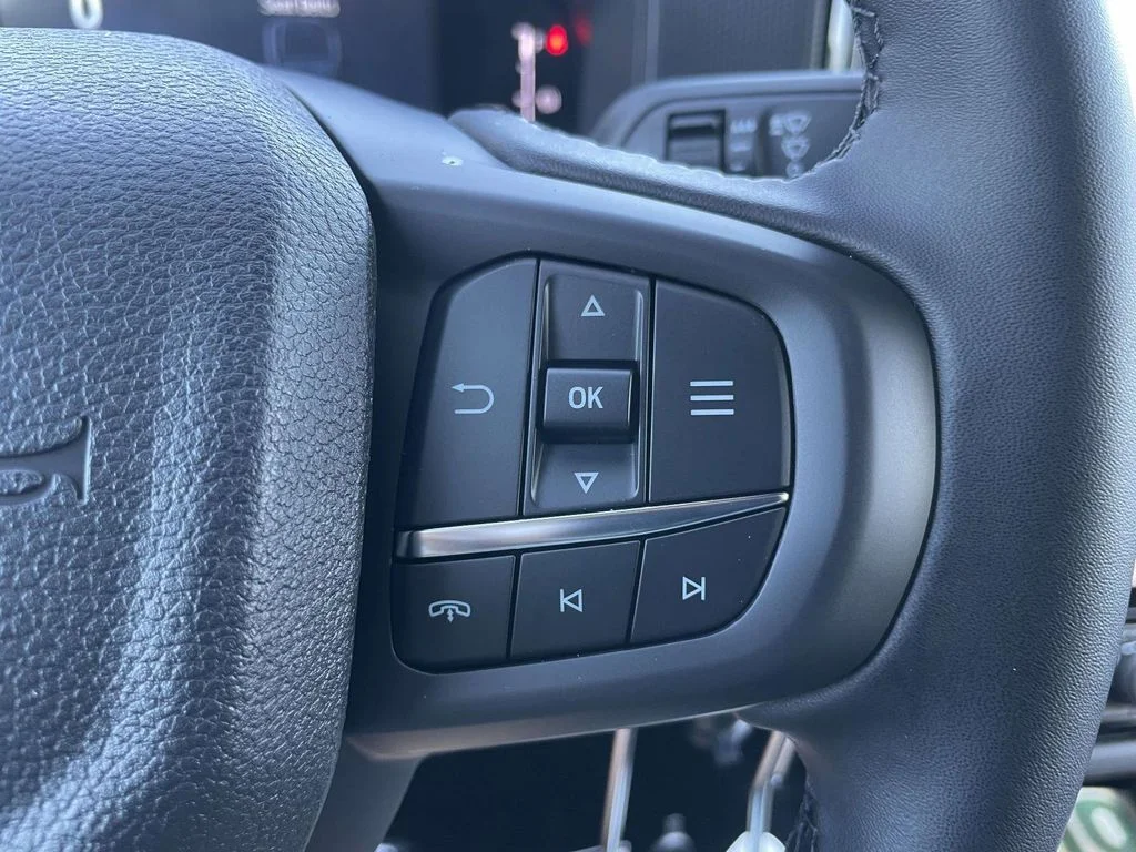 New 2025 White Ford XLT image 21