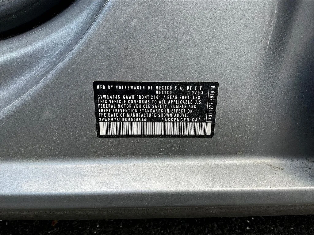 Certified Used 2024 Silver Volkswagen 1.5T SE image 9