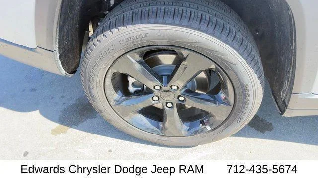 New 2026 Silver Zynith Jeep Limited image 11