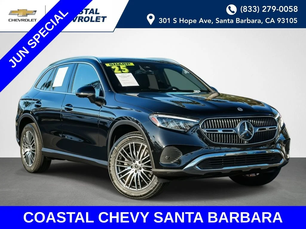 Used 2025  Mercedes-Benz GLC 300 image 1