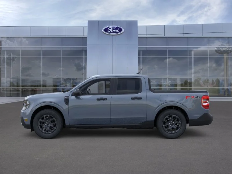 New 2025 Azure Gray Metallic Tri-Coat Ford XLT image 27