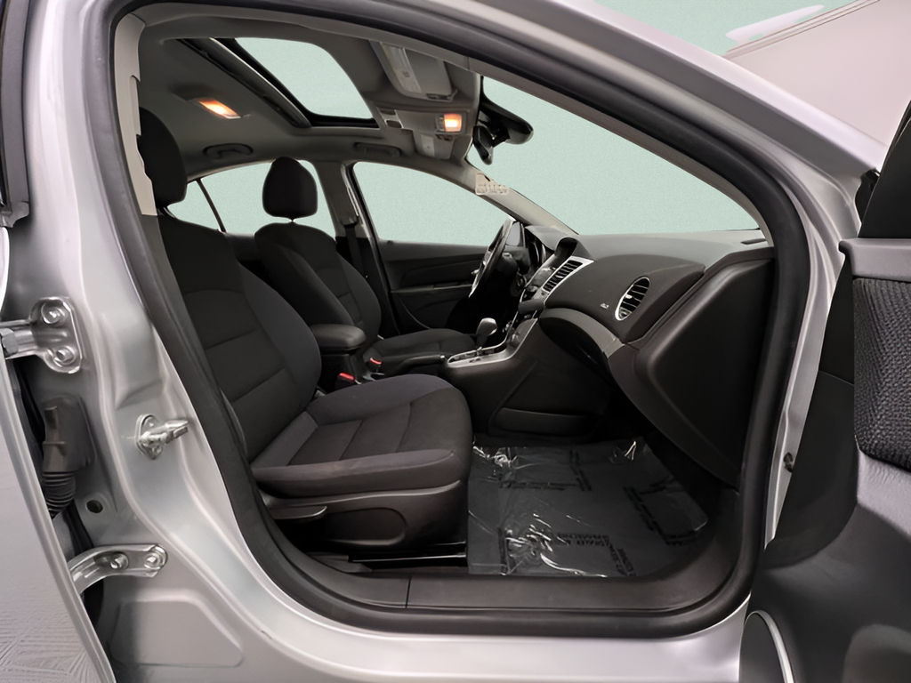 Used 2013 Silver Ice Metallic Chevrolet 1LT image 23
