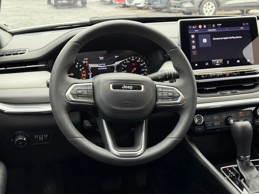 Used 2023 White Jeep Limited image 18