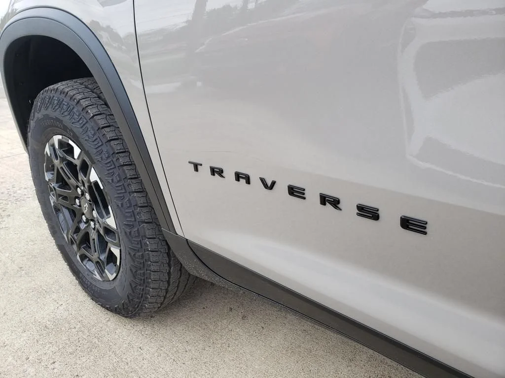 New 2027 Sandstone Gray Chevrolet Z71 image 14