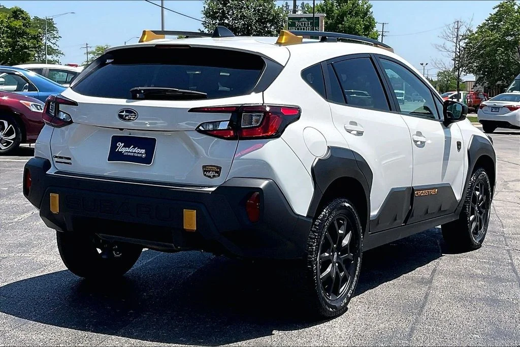 Used 2025 White Subaru Wilderness image 16