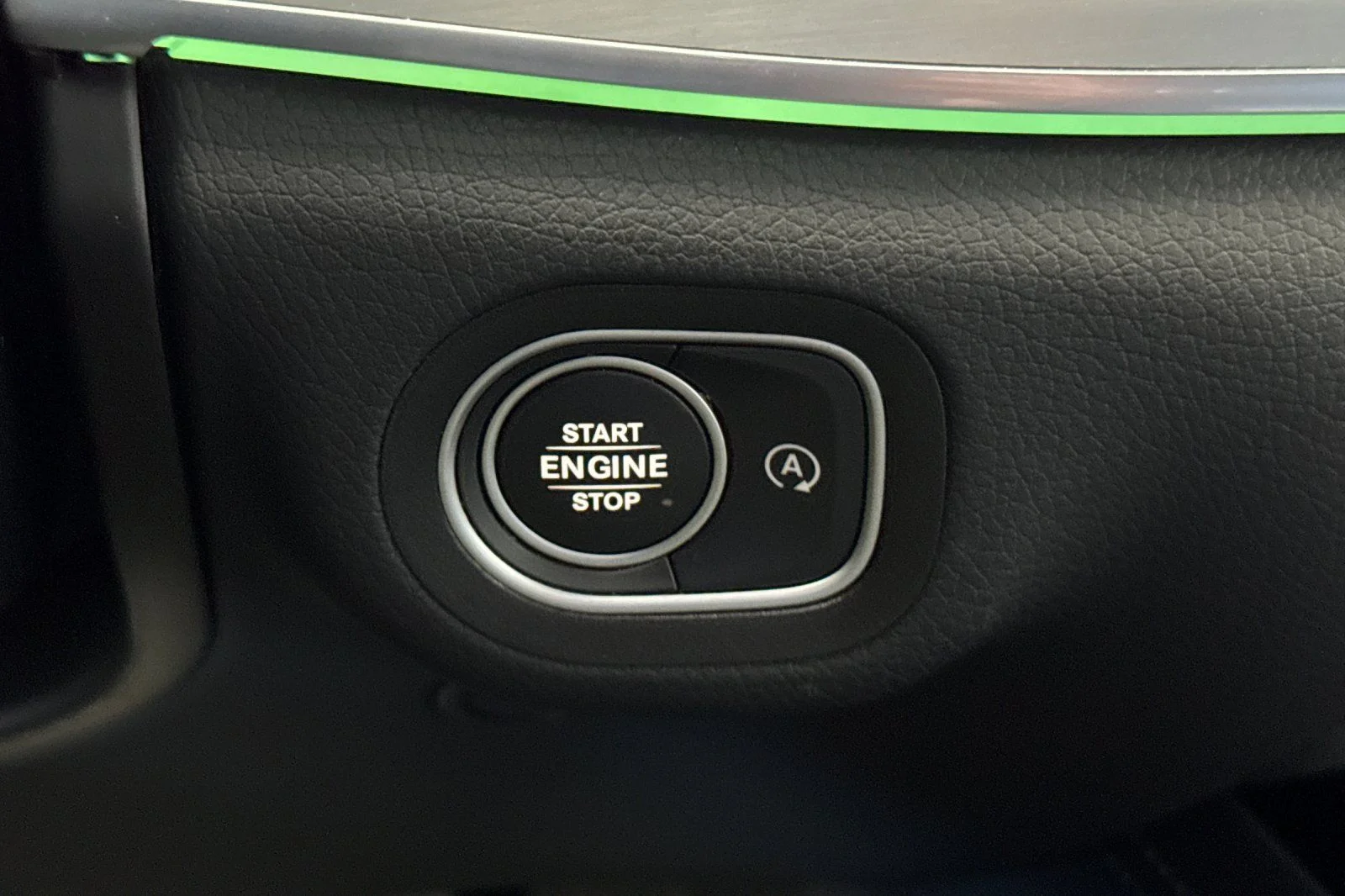 Certified Used 2024 Black Mercedes-Benz GLE 580 image 27