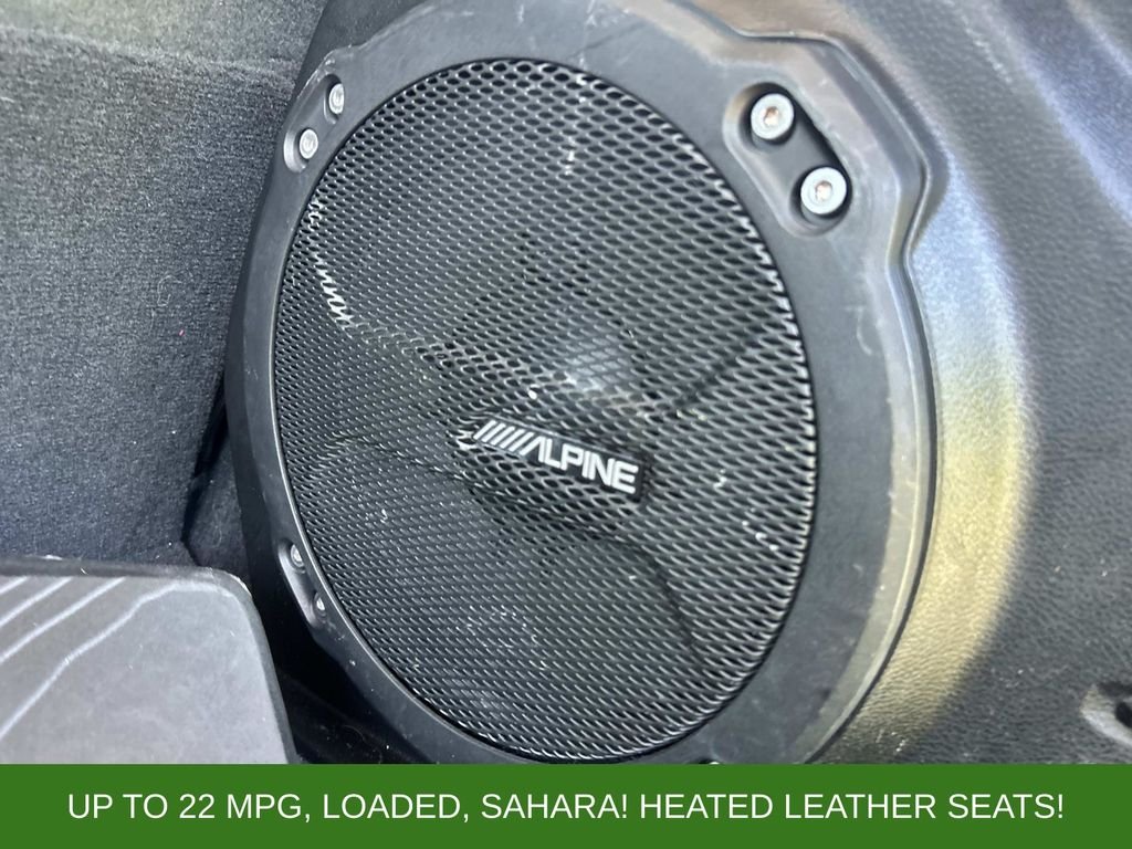 Used 2021 White Jeep Unlimited Sahara image 12