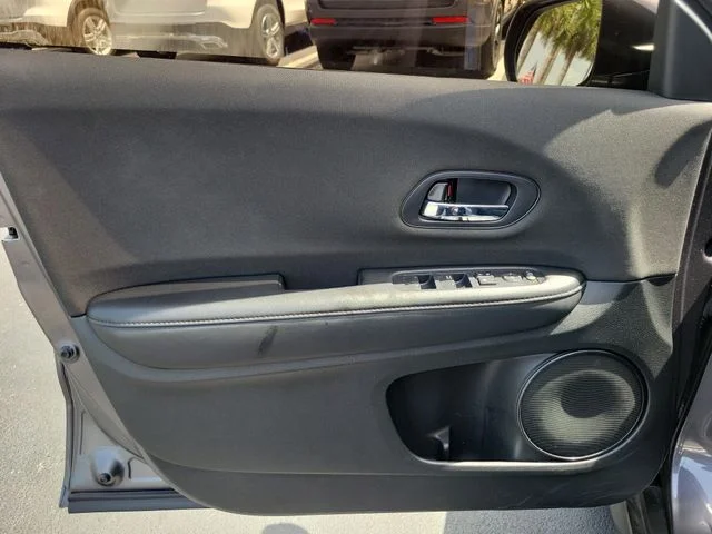 Used 2019 Gray Honda LX image 17
