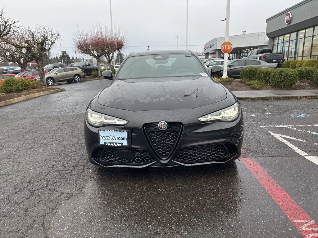 New 2026 Black Alfa Romeo Base image 2