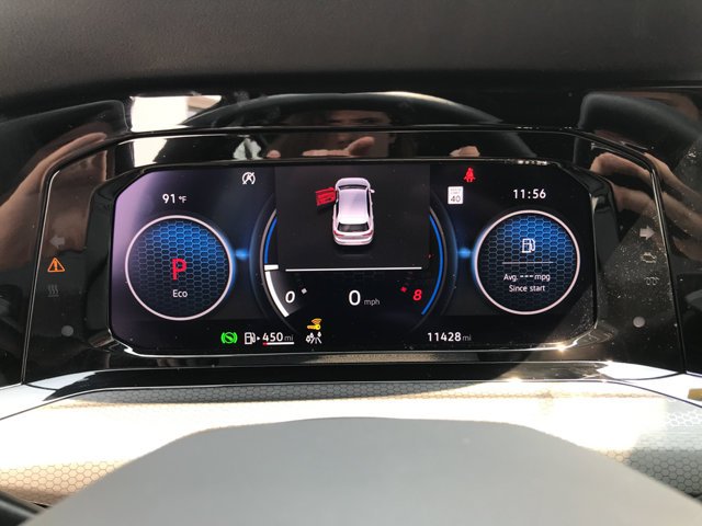Certified Used 2024 Moonstone Gray Volkswagen SE image 15