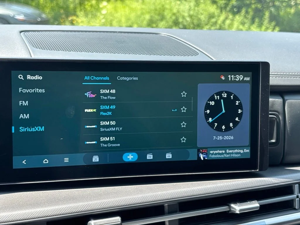 New 2026 Silver Hyundai SE image 19