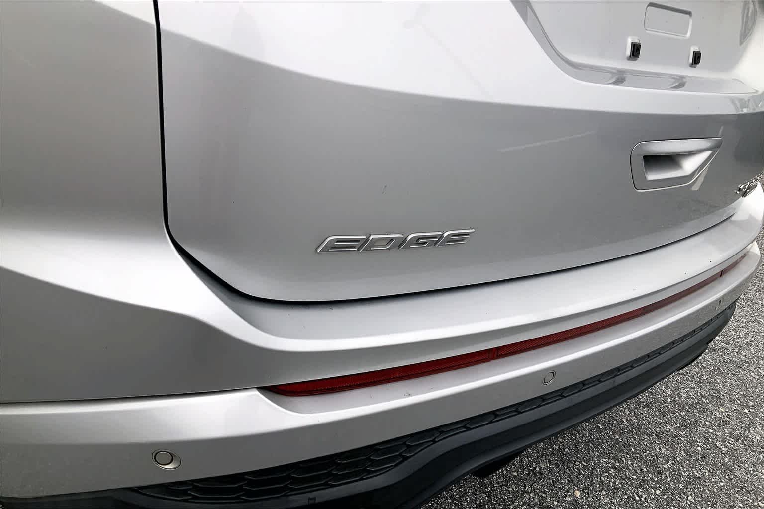 Used 2015 Ingot Silver Metallic Ford Sport image 33