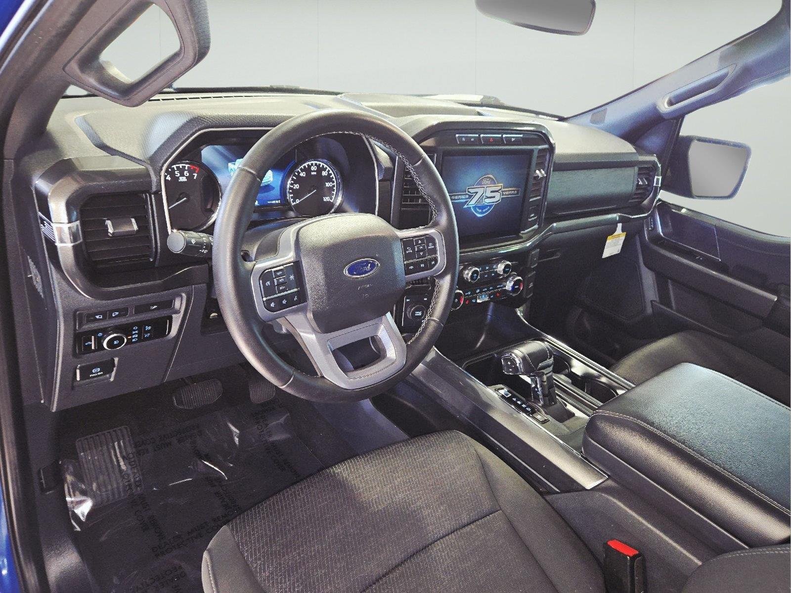 Used 2023 Atlas Blue Ford XLT image 32