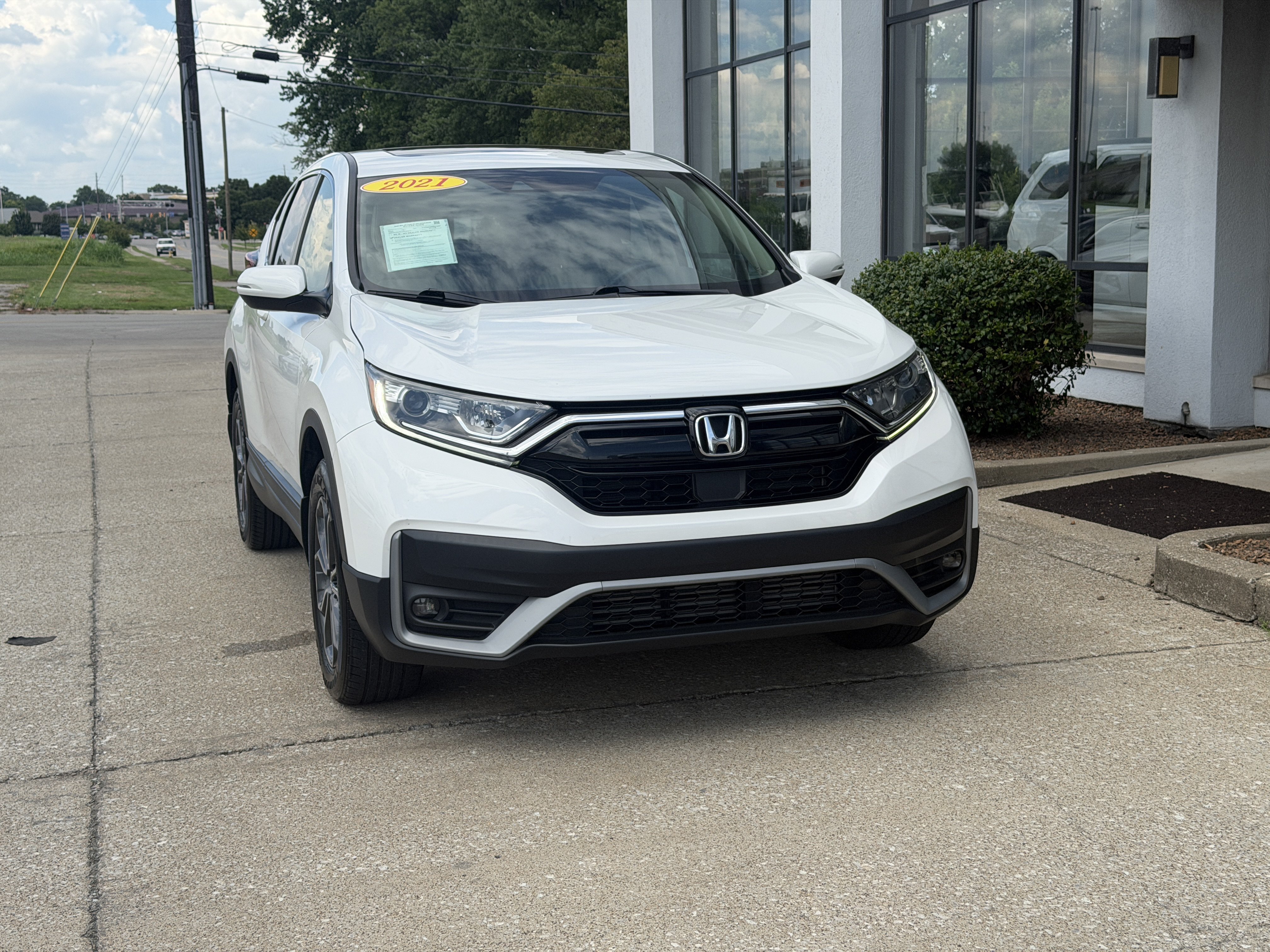 Used 2021 Platinum White Pearl Honda EX image 19