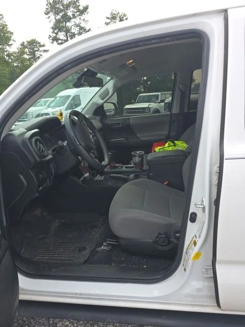 Used 2022 Super White Toyota SR image 10