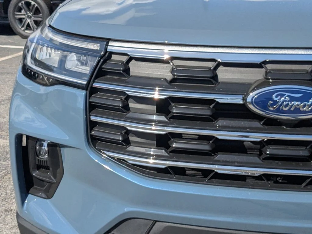 New 2026 Vapor Blue Metallic Ford Active image 10