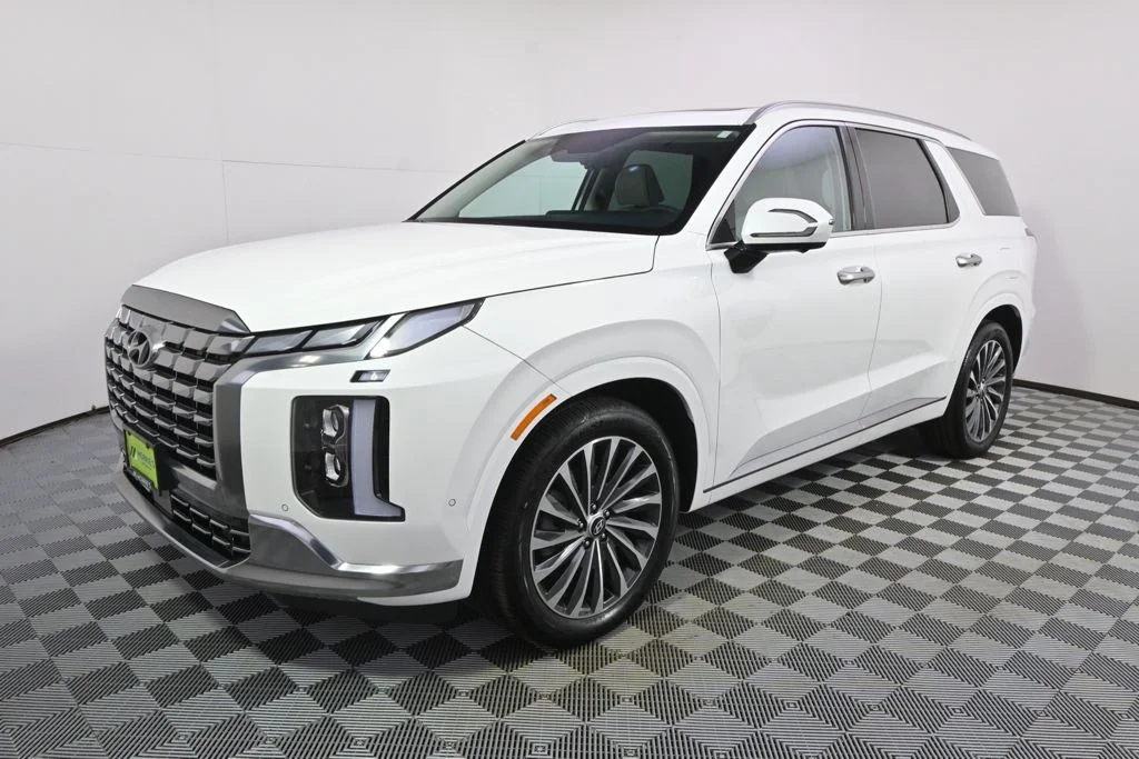 Certified 2025 Hyundai Palisade Calligraphy with VIN KM8R7DGE8SU930361 for sale in St. Louis Park, Minnesota