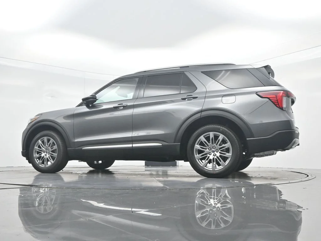 New 2026 Carbonized Gray Metallic Ford Platinum™ image 50