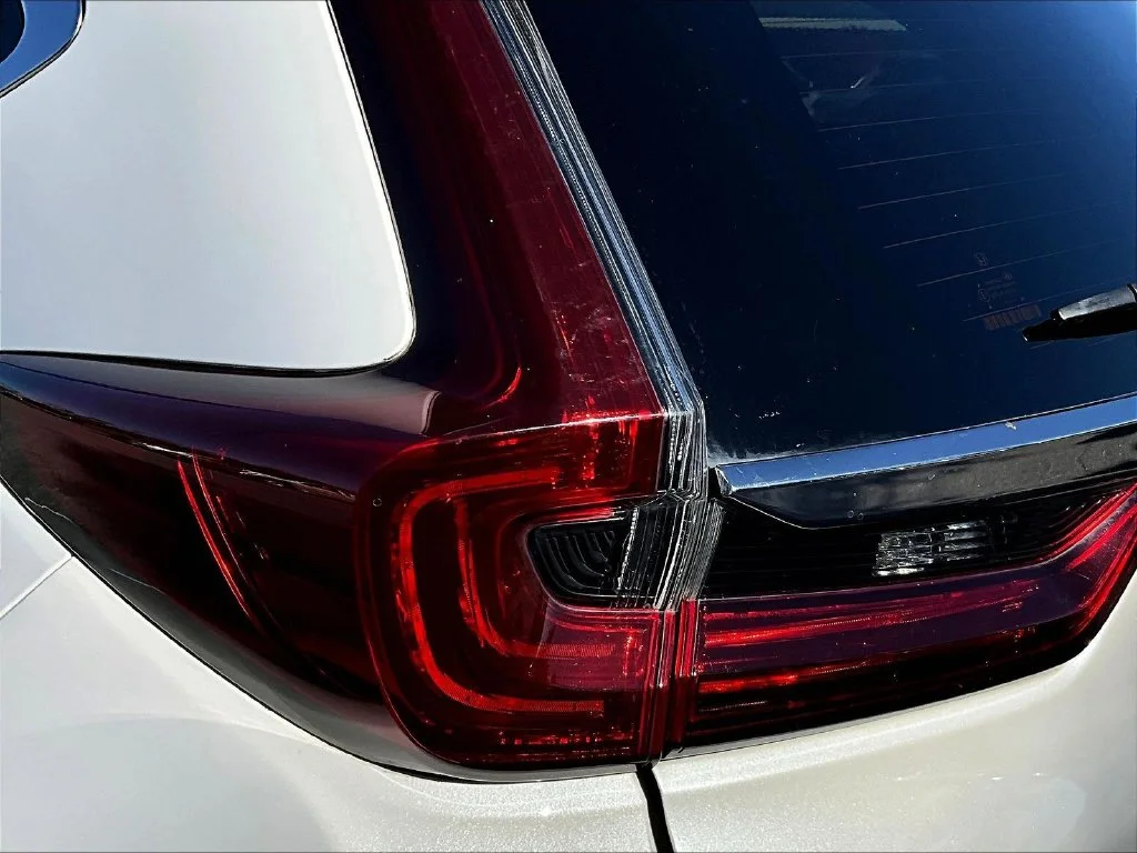 Used 2021 Platinum White Pearl Honda Touring image 24