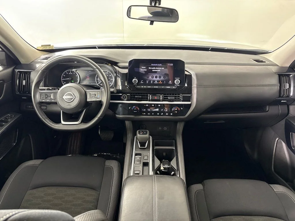 Used 2024 Silver Nissan SV image 40