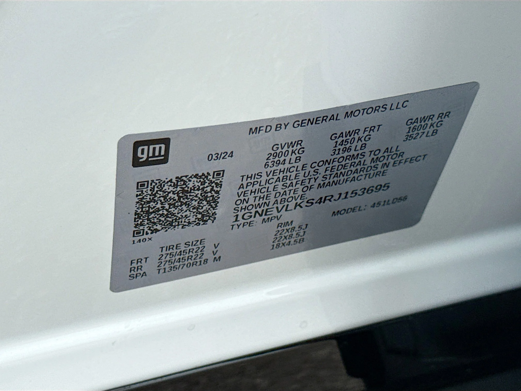 Used 2024 Iridescent Pearl Tricoat Chevrolet AWD RS image 47